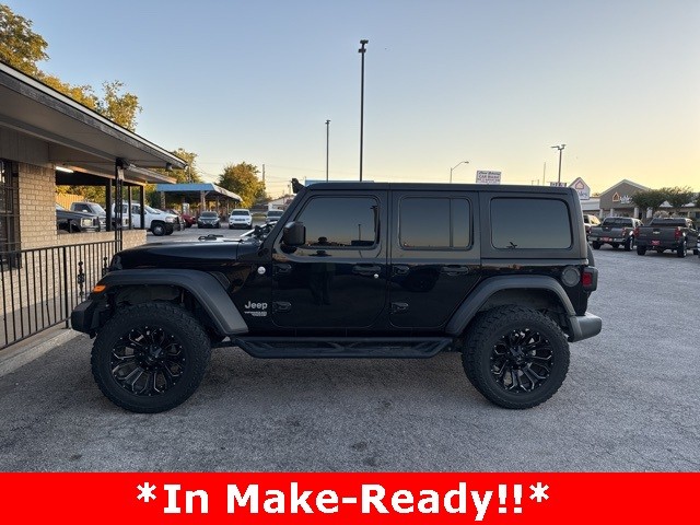 more details - jeep wrangler unlimited