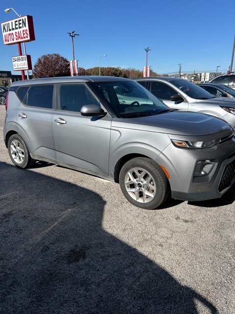 Kia Soul Vehicle Image 02