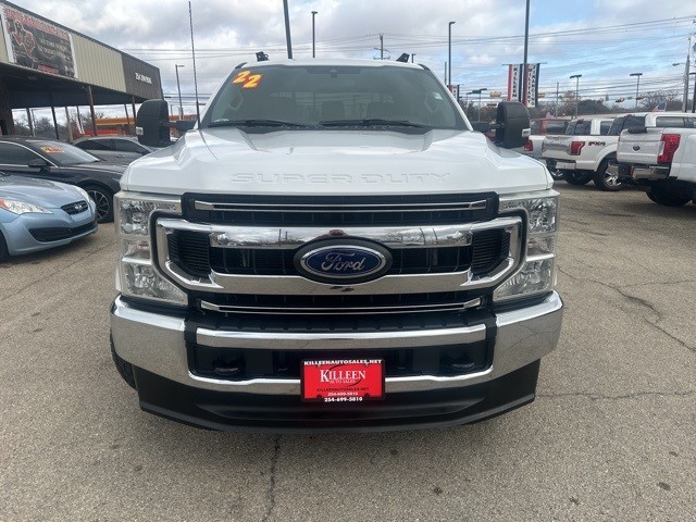 Ford Super Duty F-250 SRW Vehicle Full-screen Gallery Image 03