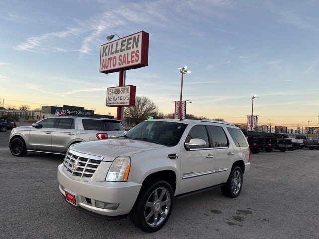 Cadillac Escalade Vehicle Image 02