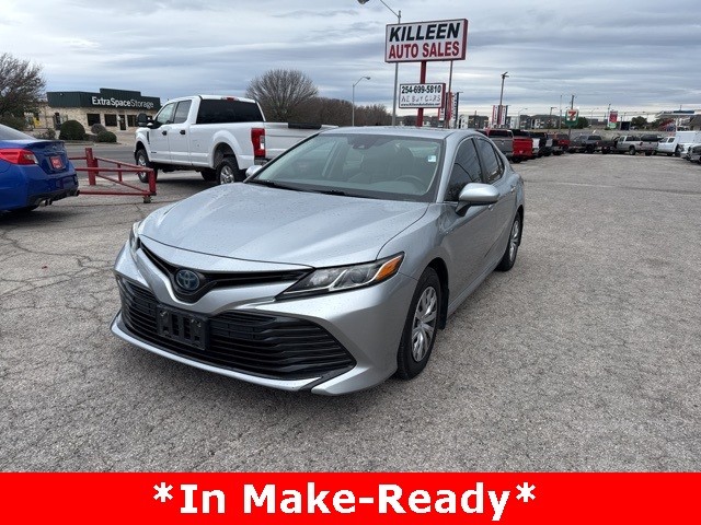 Toyota Camry Hybrid Vehicle Image 02