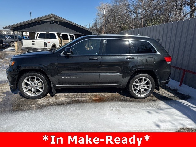 more details - jeep grand cherokee