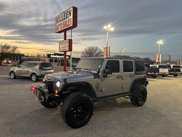 Jeep Wrangler JK Unlimited Vehicle Image 02