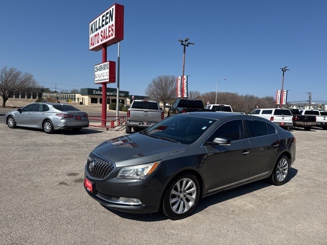 Buick LaCrosse Vehicle Full-screen Gallery Image 02