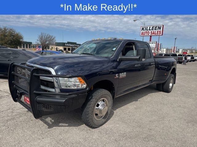 Ram 3500 Vehicle Image 02