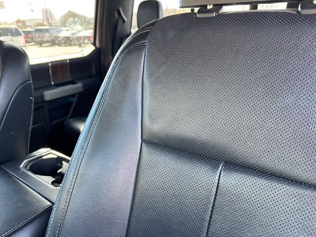 Ford F-150 Vehicle Image 02