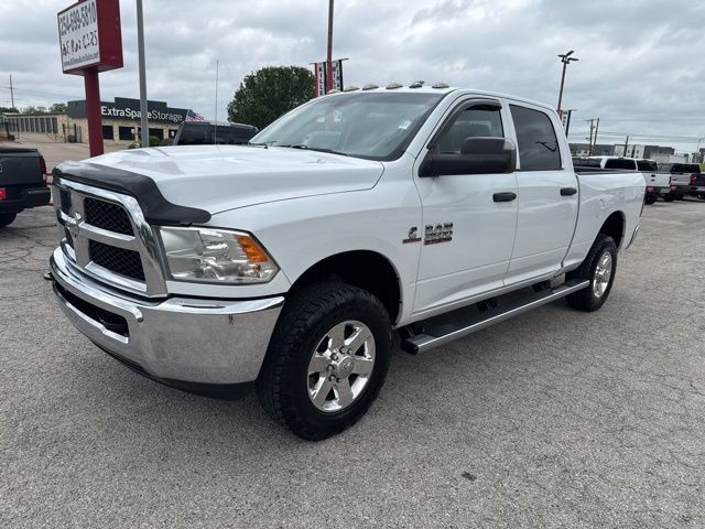 Ram 3500 Vehicle Full-screen Gallery Image 03