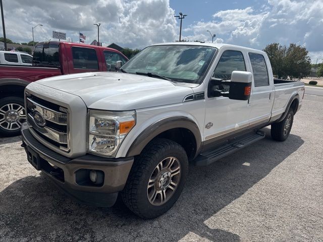 Ford Super Duty F-350 SRW Vehicle Image 02