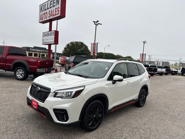 Subaru Forester Vehicle Image 02