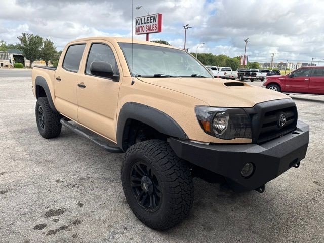 Toyota Tacoma Vehicle Image 03
