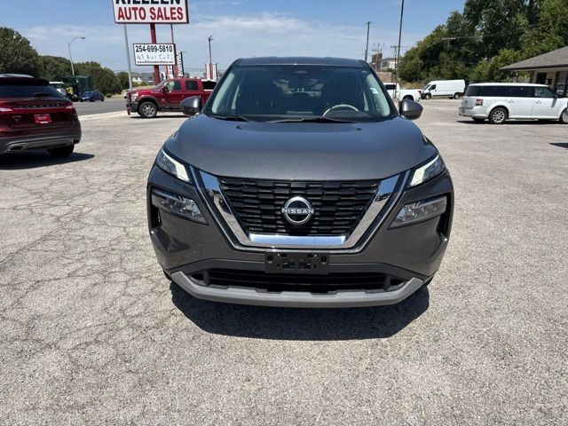 Nissan Rogue Vehicle Image 02