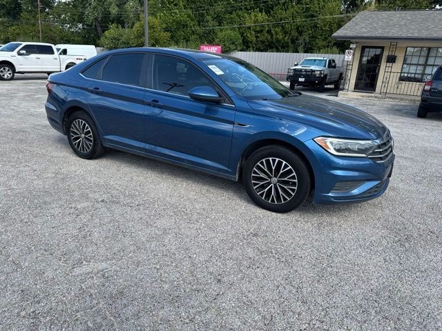 Volkswagen Jetta Vehicle Image 03