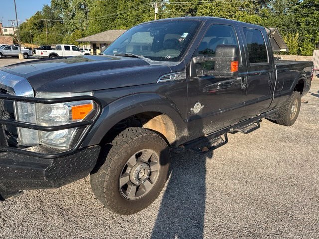 Ford Super Duty F-350 SRW Vehicle Full-screen Gallery Image 02
