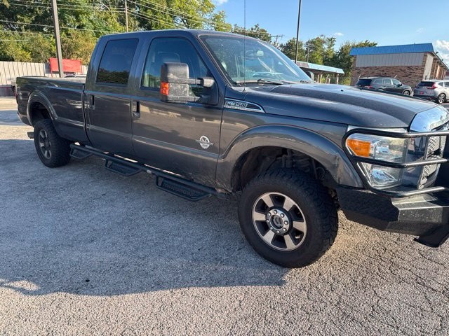 Ford Super Duty F-350 SRW Vehicle Full-screen Gallery Image 03