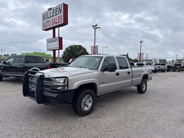 Chevrolet Silverado 3500 Vehicle Image 02