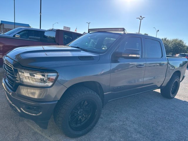 Ram 1500 Vehicle Image 02