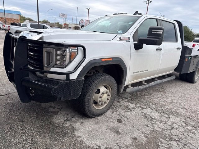 GMC Sierra 3500HD Vehicle Full-screen Gallery Image 02