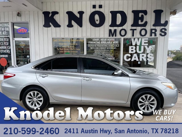 Toyota Camry LE - San Antonio TX