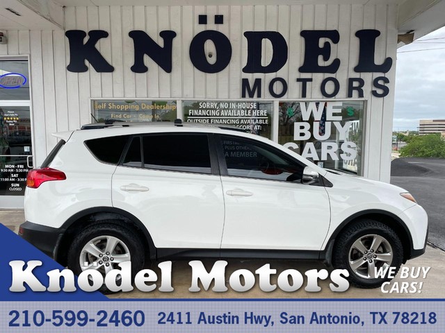 2015 Toyota RAV4 XLE at Knodel Motors in San Antonio TX
