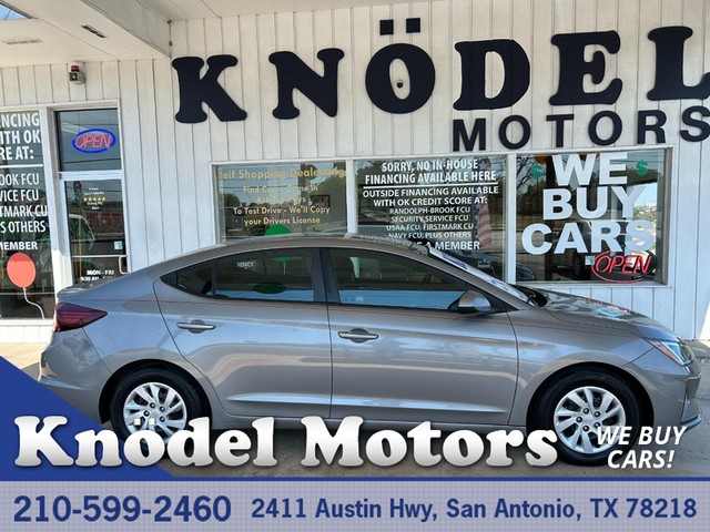 2020 Hyundai Elantra SE at Knodel Motors in San Antonio TX