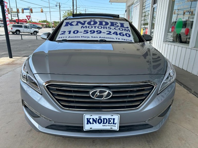 Hyundai Sonata Vehicle Full-screen Gallery Image 02