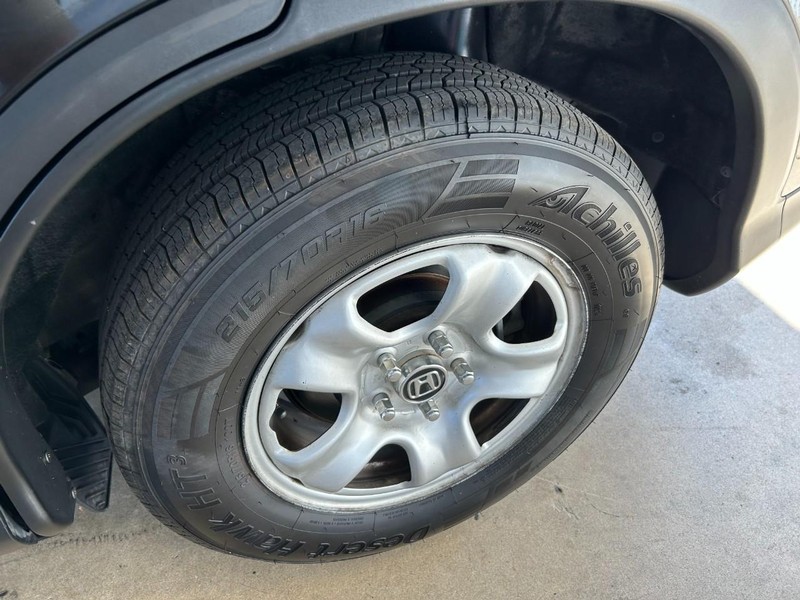 Honda CR-V Vehicle Full-screen Gallery Image 08