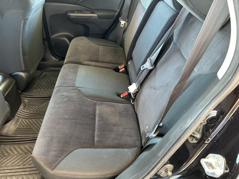 Honda CR-V Vehicle Full-screen Gallery Image 17