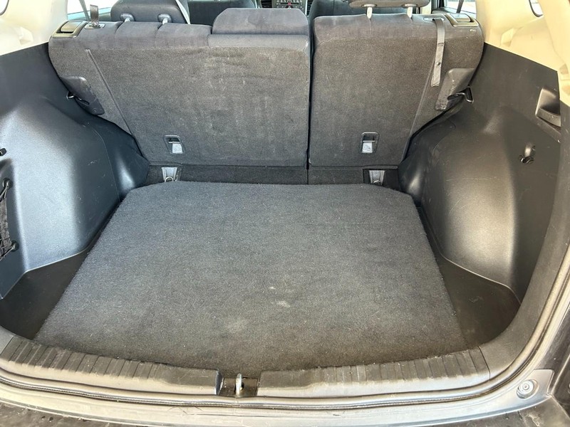 Honda CR-V Vehicle Full-screen Gallery Image 21