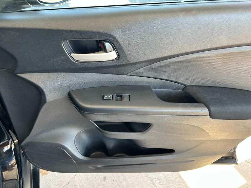 Honda CR-V Vehicle Full-screen Gallery Image 25