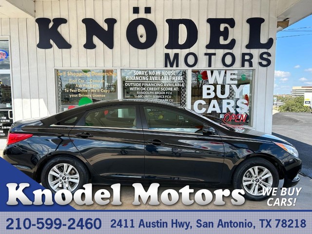 2013 Hyundai Sonata GLS at Knodel Motors in San Antonio TX