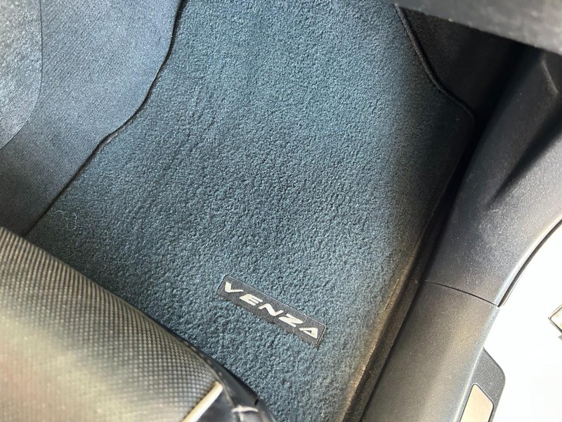 Toyota Venza Vehicle Full-screen Gallery Image 25