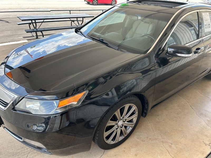 Acura TL Vehicle Full-screen Gallery Image 04