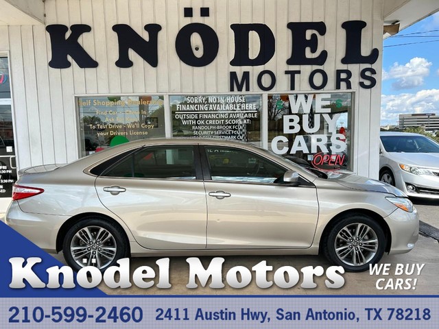 2016 Toyota Camry SE at Knodel Motors in San Antonio TX