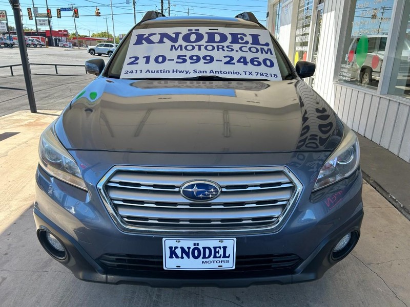 Subaru Outback Vehicle Full-screen Gallery Image 02