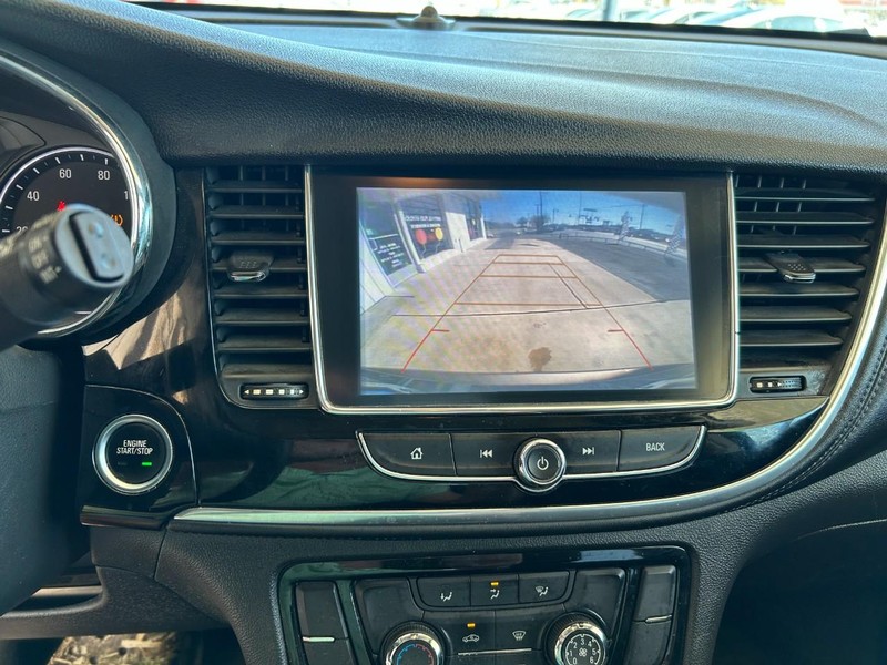 Buick Encore Vehicle Full-screen Gallery Image 14