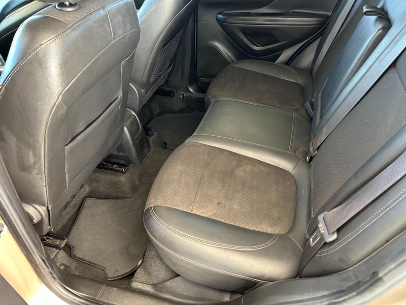 Buick Encore Vehicle Full-screen Gallery Image 20