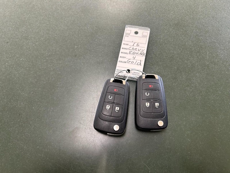 Chevrolet Equinox Vehicle Full-screen Gallery Image 18