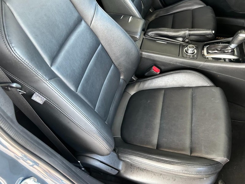 Mazda MAZDA6 Vehicle Full-screen Gallery Image 21