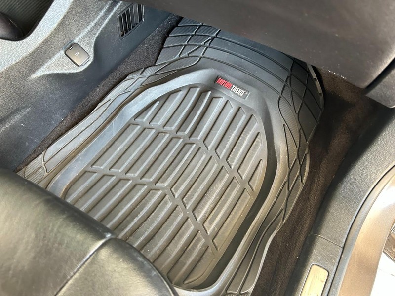 Ford Edge Vehicle Full-screen Gallery Image 26