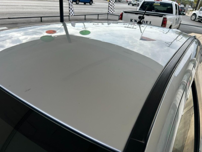 Mitsubishi Mirage Vehicle Full-screen Gallery Image 07