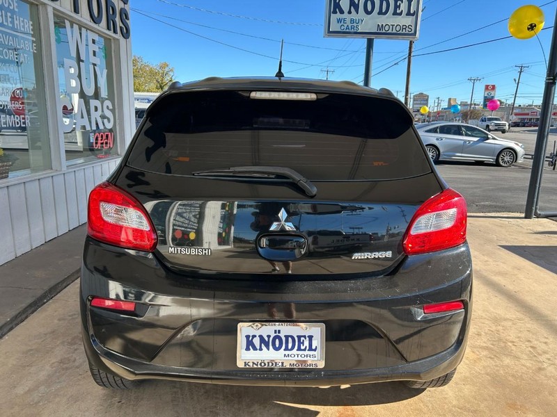 Mitsubishi Mirage Vehicle Full-screen Gallery Image 03