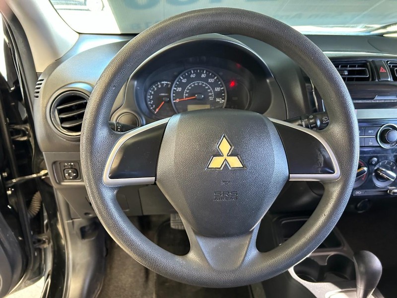 Mitsubishi Mirage Vehicle Full-screen Gallery Image 12