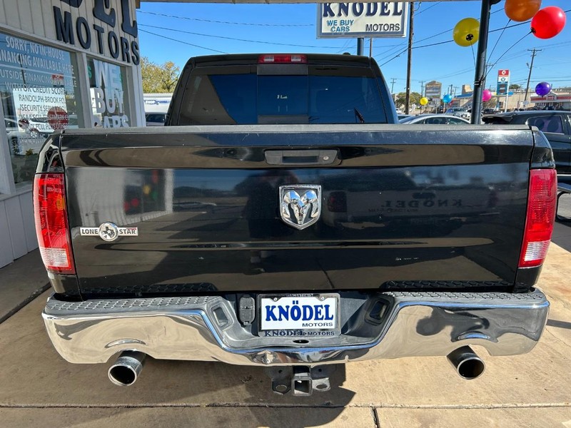 Ram 1500 Vehicle Full-screen Gallery Image 03