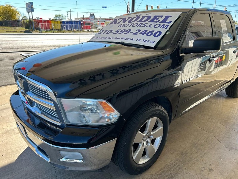 Ram 1500 Vehicle Full-screen Gallery Image 05