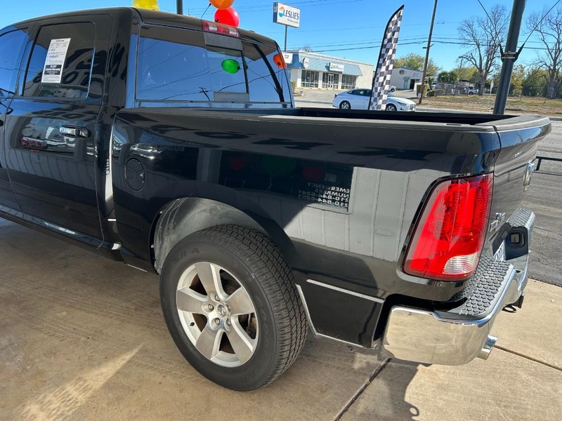 Ram 1500 Vehicle Full-screen Gallery Image 06