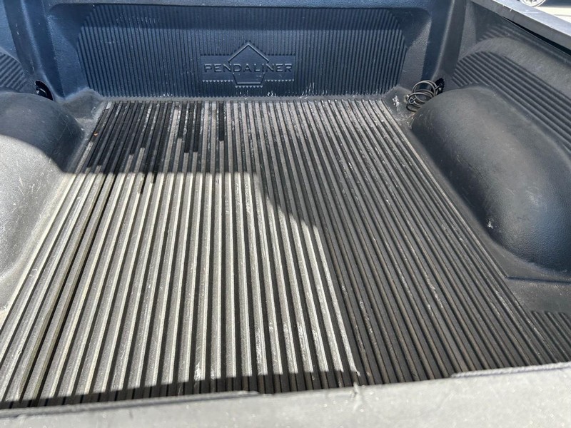 Ram 1500 Vehicle Full-screen Gallery Image 07