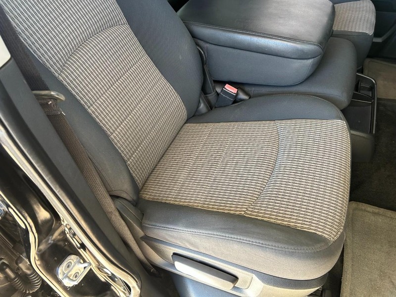 Ram 1500 Vehicle Full-screen Gallery Image 22