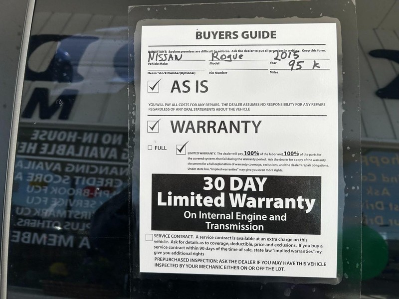 Nissan Rogue Vehicle Full-screen Gallery Image 10