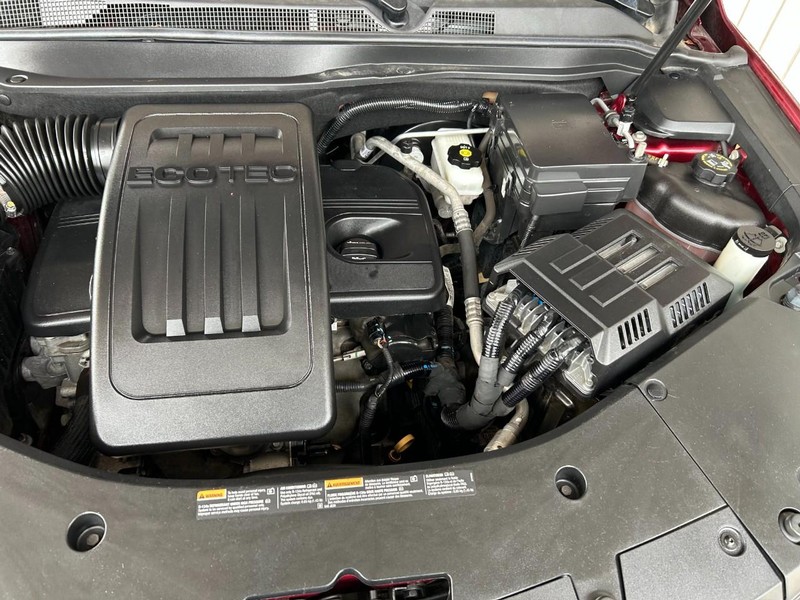 Chevrolet Equinox Vehicle Full-screen Gallery Image 11