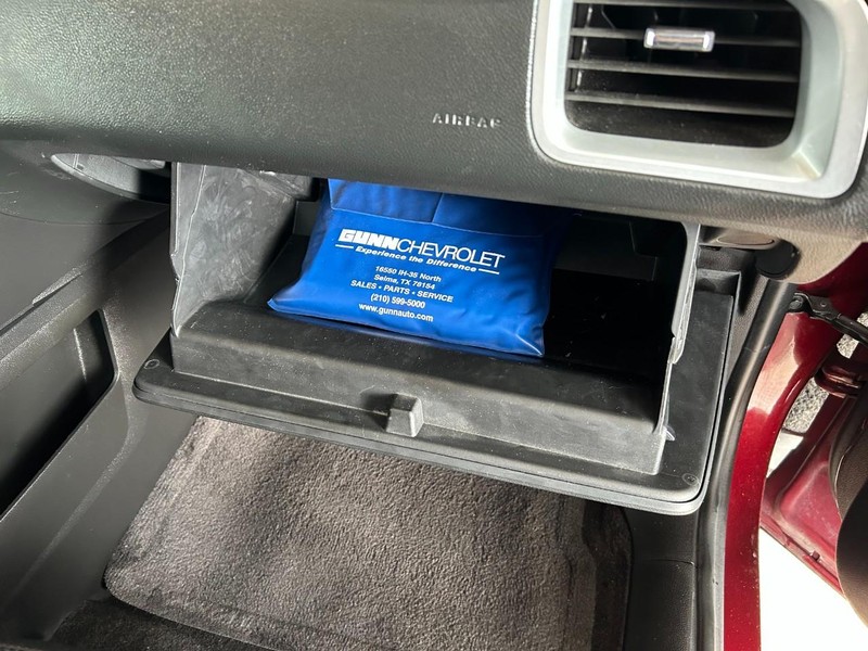 Chevrolet Equinox Vehicle Full-screen Gallery Image 19